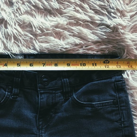 UEC - Volcom Jeans Size 1 - Distressed Washed Black w/raw hem - Straight Leg - Picture 4 of 9